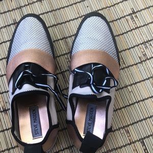 Steve Madden sz8 casual sneaker